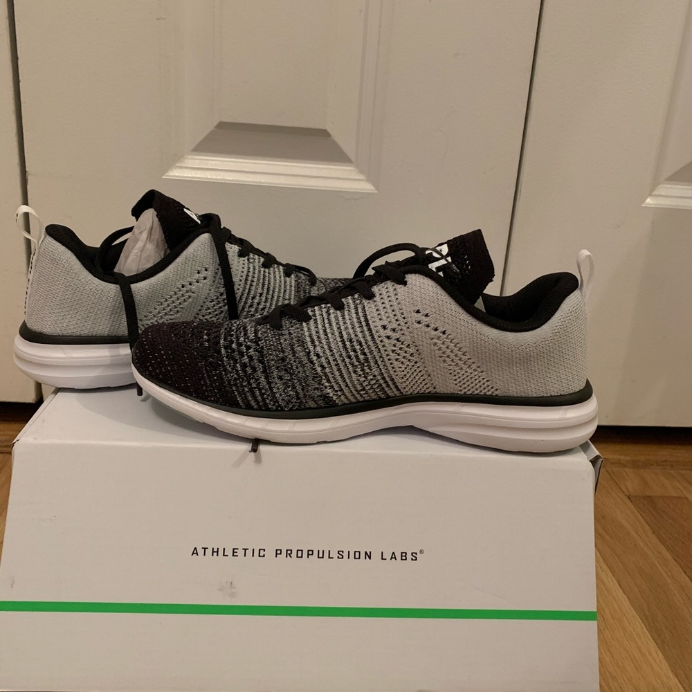 APL - Athletic Propulsion Lab Tennis Shoes Women